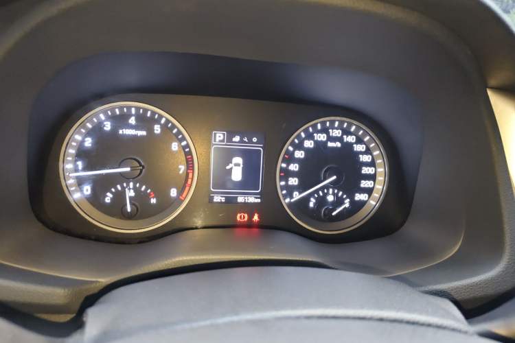 Used Hyundai Tucson 2018 1.6T Dual-Clutch Two-Wheel Drive 15th Anniversary Special Edition Instrument Cluster