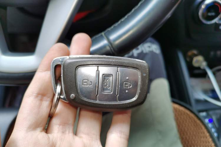 Used Hyundai Tucson 2018 1.6T Dual-Clutch Two-Wheel Drive 15th Anniversary Special Edition Vehicle Key