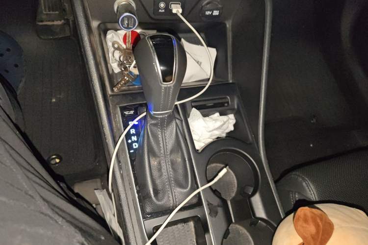 Used Hyundai Tucson 2018 1.6T Dual-Clutch Two-Wheel Drive 15th Anniversary Special Edition Gear Lever