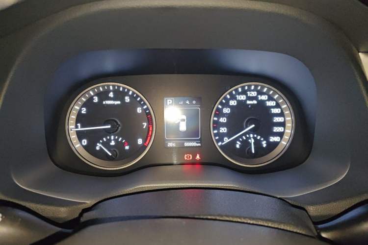 Used Hyundai Tucson 2018 1.6T Dual-Clutch Two-Wheel Drive 15th Anniversary Special Edition Instrument Cluster