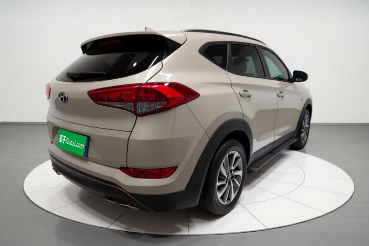 Used Hyundai Tucson 2018 1.6T Dual-Clutch Two-Wheel Drive 15th Anniversary Special Edition Rear Right 45 Deg