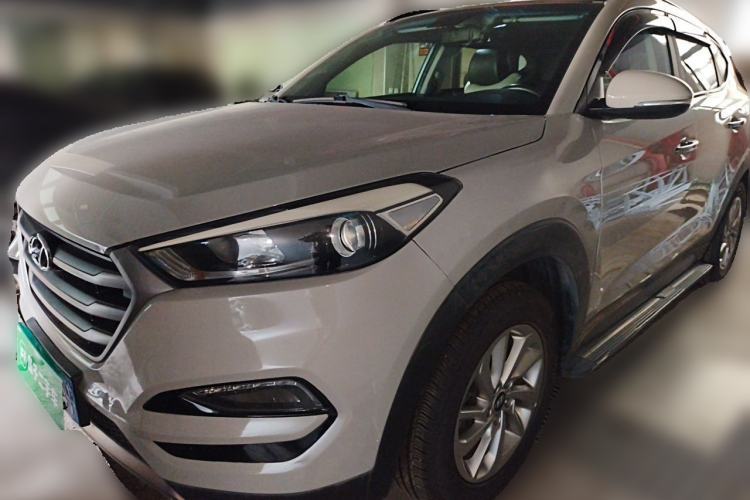 Used Hyundai Tucson 2018 1.6T Dual-Clutch Two-Wheel Drive 15th Anniversary Special Edition Guazi used car, China used car export, Used car for sale, Used  cars, Cheapest cars for sale