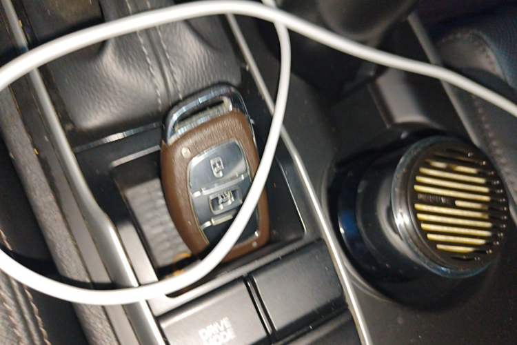 Used Hyundai Tucson 2018 1.6T Dual-Clutch Two-Wheel Drive 15th Anniversary Special Edition Vehicle Key