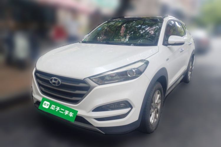 Used Hyundai Tucson 2018 1.6T Dual-Clutch Two-Wheel Drive 15th Anniversary Special Edition Guazi used car, China used car export, Used car for sale, Used cars, Cheapest cars for sale