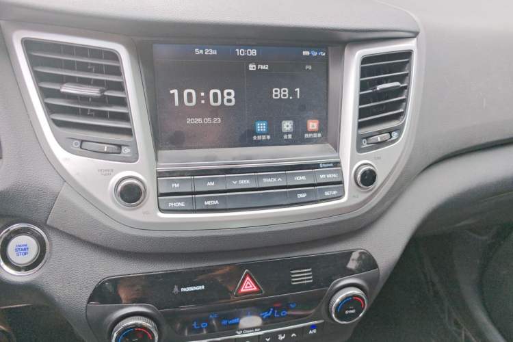 Used Hyundai Tucson 2018 1.6T Dual-Clutch Two-Wheel Drive 15th Anniversary Special Edition Audio And AC Panel