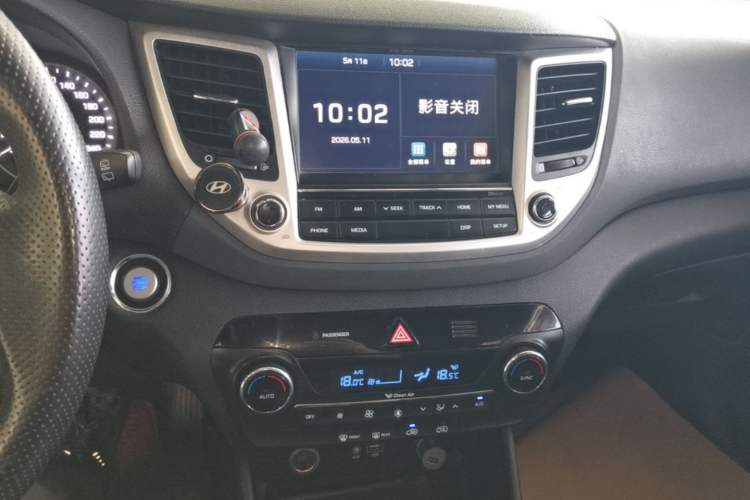 Used Hyundai Tucson 2018 1.6T Dual-Clutch Two-Wheel Drive 15th Anniversary Special Edition Audio And AC Panel