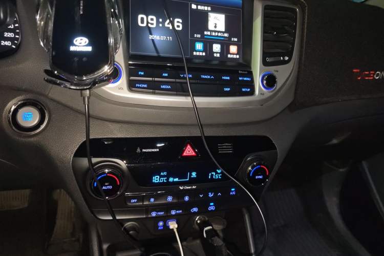 Used Hyundai Tucson 2018 1.6T Dual-Clutch Two-Wheel Drive 15th Anniversary Special Edition Audio And AC Panel