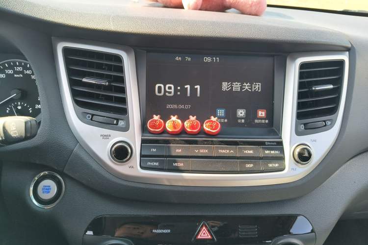 Used Hyundai Tucson 2018 1.6T Dual-Clutch Two-Wheel Drive 15th Anniversary Special Edition Audio And AC Panel