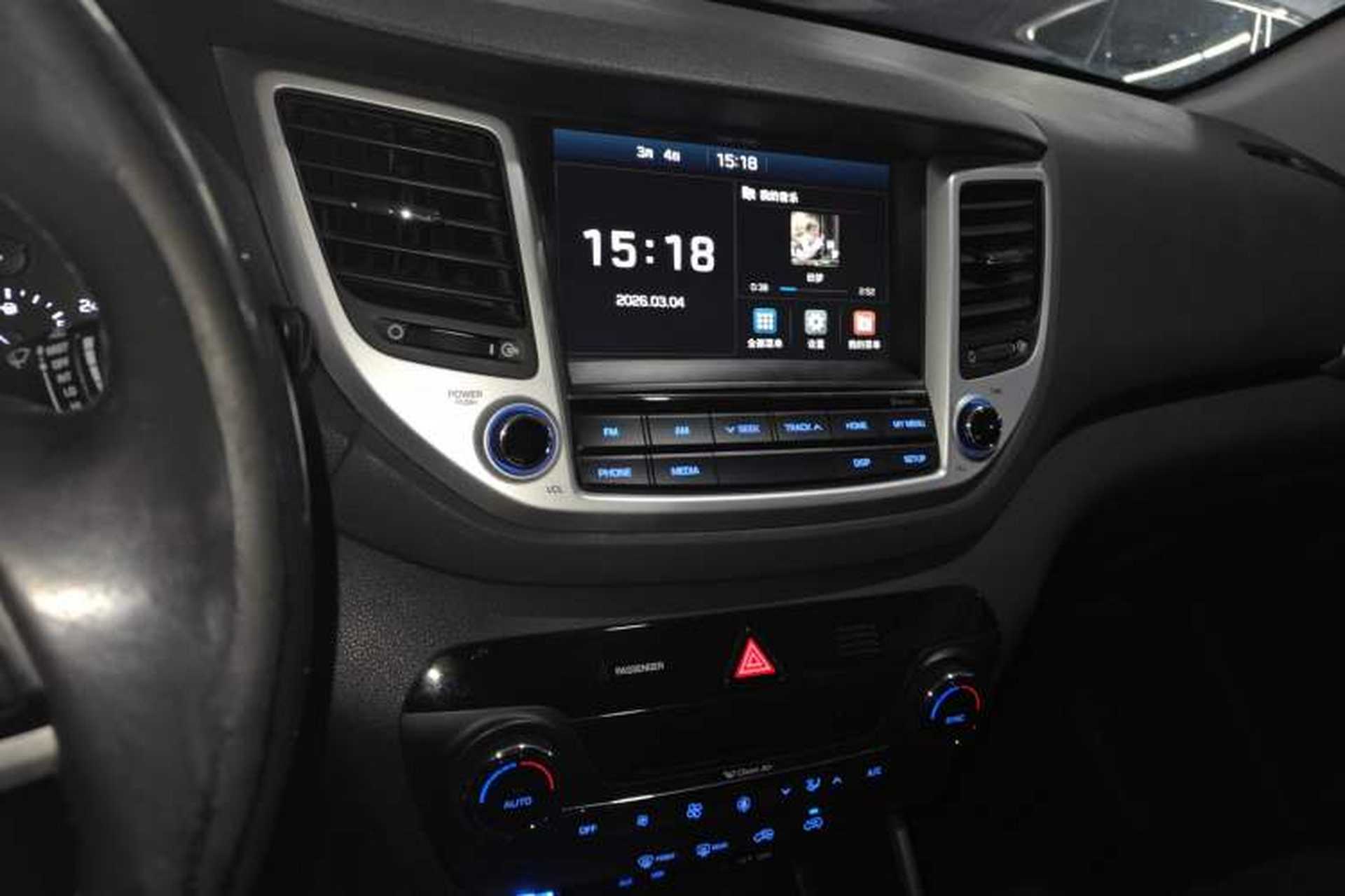 Used Hyundai Tucson 2018 1.6T Dual-Clutch Two-Wheel Drive 15th Anniversary Special Edition Audio And AC Panel