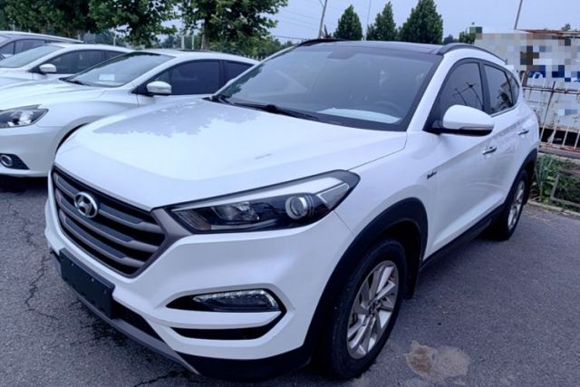Ojetý Hyundai Tucson 2018 1.6T Dual-Clutch Two-Wheel Drive 15th Anniversary Special Edition