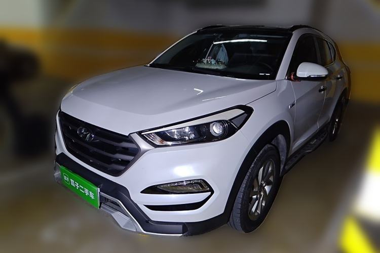 Used Hyundai Tucson 2018 1.6T Dual-Clutch Two-Wheel Drive 15th Anniversary Special Edition Guazi used car, China used car export, Used car for sale, Used  cars, Cheapest cars for sale
