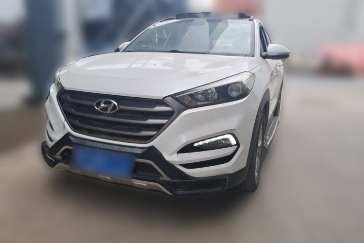 Used Hyundai Tucson 2018 1.6T Dual-Clutch Two-Wheel Drive 15th Anniversary Special Edition Guazi used car, China used car export, Used car for sale, Used  cars, Cheapest cars for sale