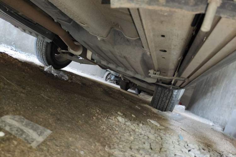 Used Hyundai Tucson 2018 1.6T Dual-Clutch Two-Wheel Drive 15th Anniversary Special Edition Chassis Front Left