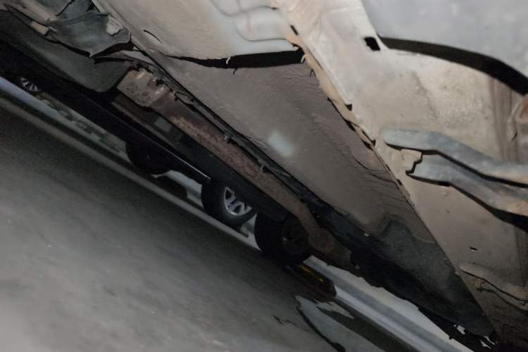 Used Hyundai Tucson 2018 1.6T Dual-Clutch Two-Wheel Drive 15th Anniversary Special Edition Chassis Front Left