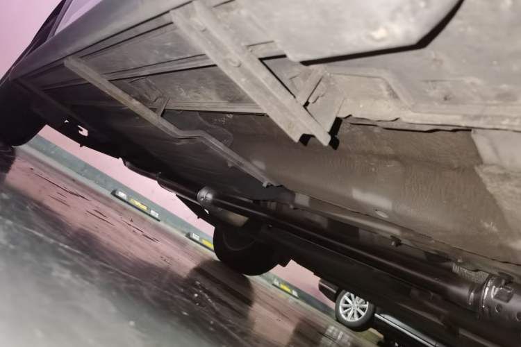Used Hyundai Tucson 2018 1.6T Dual-Clutch Two-Wheel Drive 15th Anniversary Special Edition Chassis Front Right