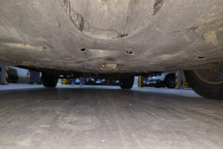 Used Hyundai Tucson 2018 1.6T Dual-Clutch Two-Wheel Drive 15th Anniversary Special Edition Chassis Front