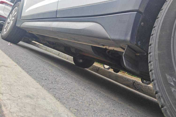 Used Hyundai Tucson 2018 1.6T Dual-Clutch Two-Wheel Drive 15th Anniversary Special Edition Chassis Rear Left