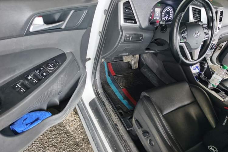 Used Hyundai Tucson 2018 1.6T Dual-Clutch Two-Wheel Drive 15th Anniversary Special Edition Driver Seat