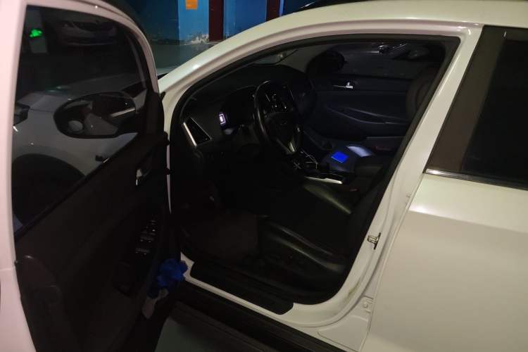 Used Hyundai Tucson 2018 1.6T Dual-Clutch Two-Wheel Drive 15th Anniversary Special Edition Driver Seat