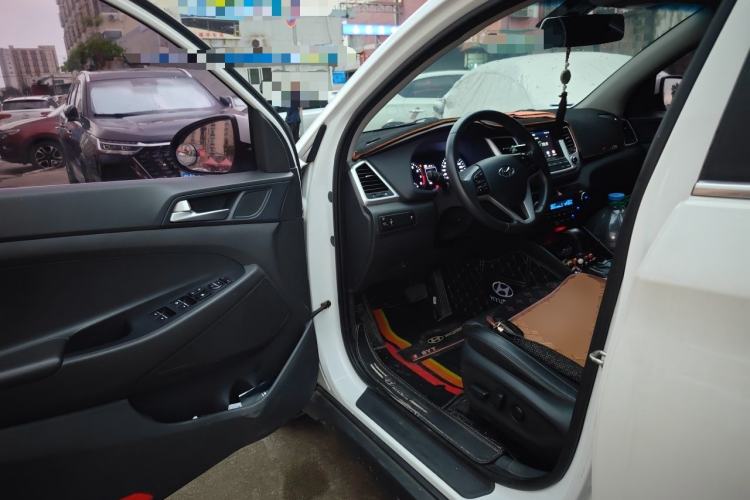 Used Hyundai Tucson 2018 1.6T Dual-Clutch Two-Wheel Drive 15th Anniversary Special Edition Driver Seat