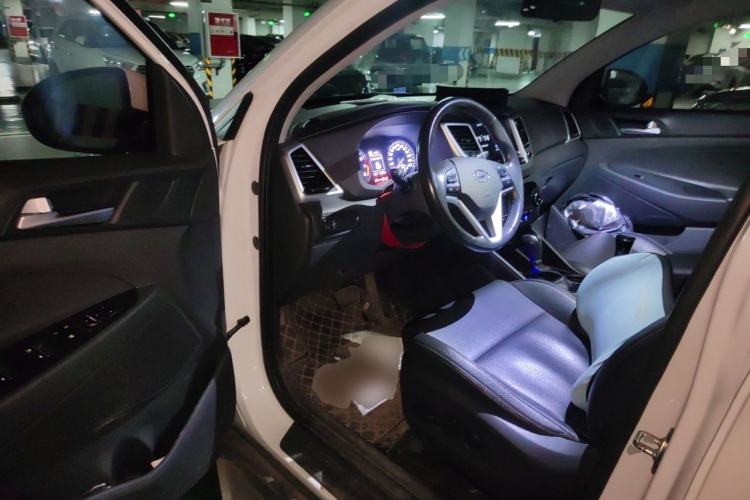 Used Hyundai Tucson 2018 1.6T Dual-Clutch Two-Wheel Drive 15th Anniversary Special Edition Driver Seat