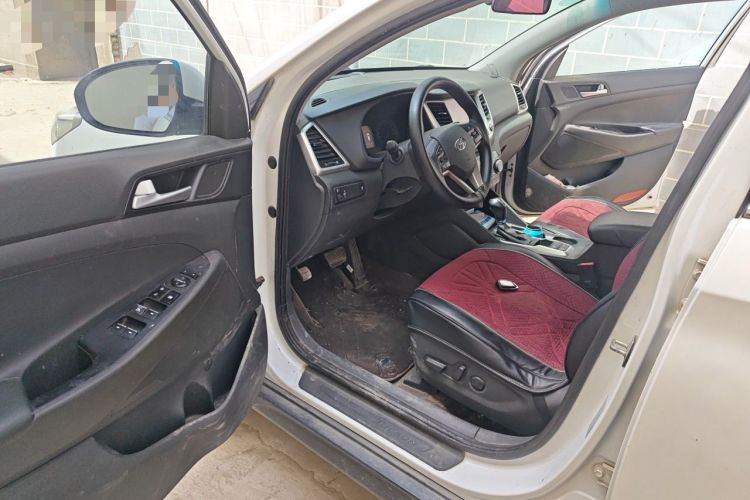 Used Hyundai Tucson 2018 1.6T Dual-Clutch Two-Wheel Drive 15th Anniversary Special Edition Driver Seat