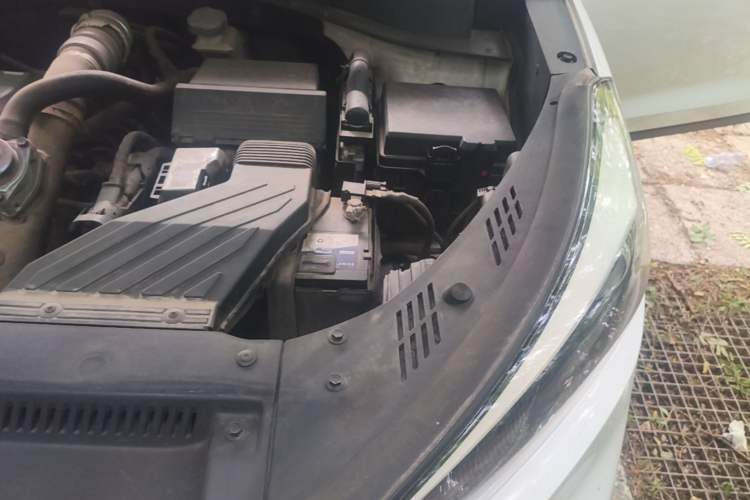 Used Hyundai Tucson 2018 1.6T Dual-Clutch Two-Wheel Drive 15th Anniversary Special Edition Engine Bay Left