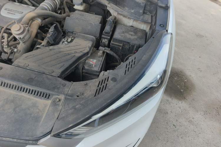 Used Hyundai Tucson 2018 1.6T Dual-Clutch Two-Wheel Drive 15th Anniversary Special Edition Engine Bay Left