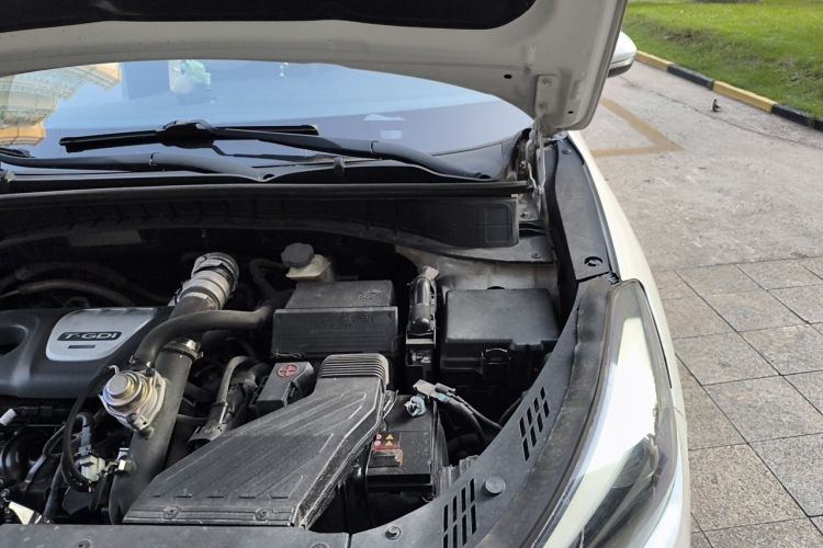 Used Hyundai Tucson 2018 1.6T Dual-Clutch Two-Wheel Drive 15th Anniversary Special Edition Engine Bay Left