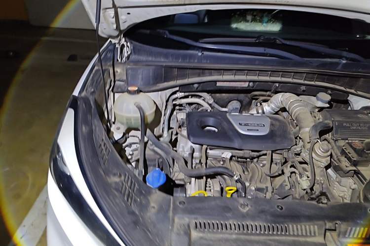 Used Hyundai Tucson 2018 1.6T Dual-Clutch Two-Wheel Drive 15th Anniversary Special Edition Engine Bay Right