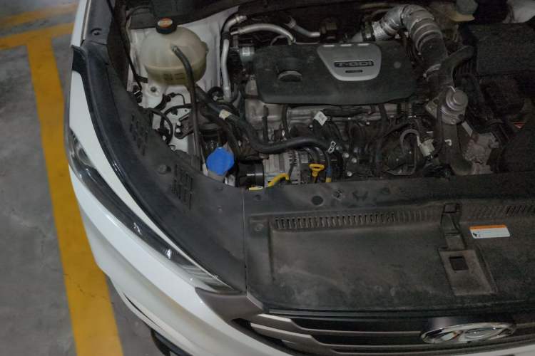 Used Hyundai Tucson 2018 1.6T Dual-Clutch Two-Wheel Drive 15th Anniversary Special Edition Engine Bay Right