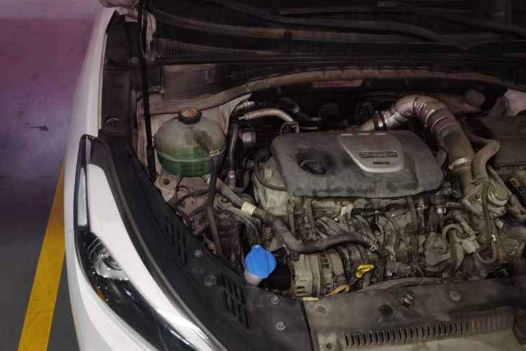 Used Hyundai Tucson 2018 1.6T Dual-Clutch Two-Wheel Drive 15th Anniversary Special Edition Engine Bay Right