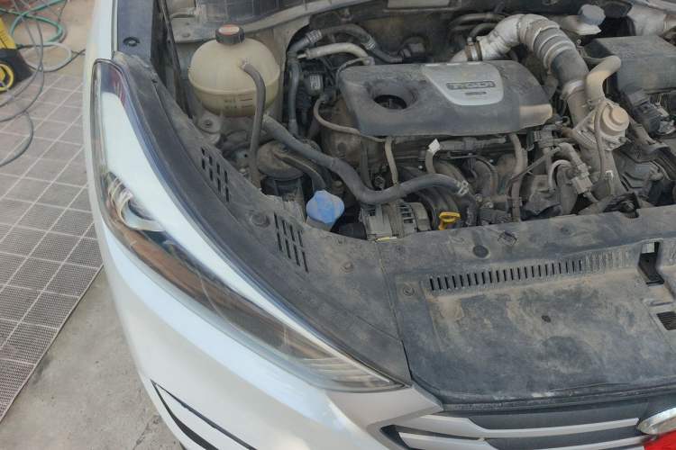 Used Hyundai Tucson 2018 1.6T Dual-Clutch Two-Wheel Drive 15th Anniversary Special Edition Engine Bay Right
