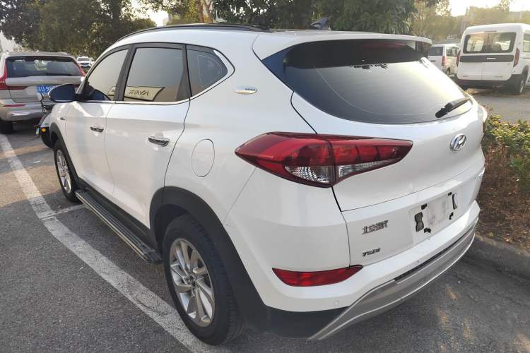Used Hyundai Tucson 2018 1.6T Dual-Clutch Two-Wheel Drive 15th Anniversary Special Edition Exterior 2