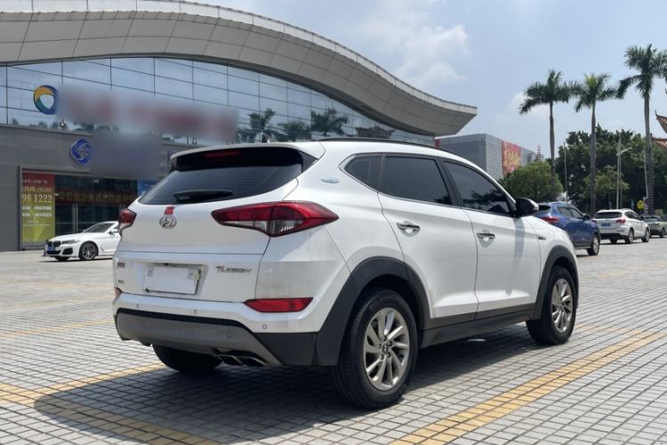 Used Hyundai Tucson 2018 1.6T Dual-Clutch Two-Wheel Drive 15th Anniversary Special Edition Exterior 3