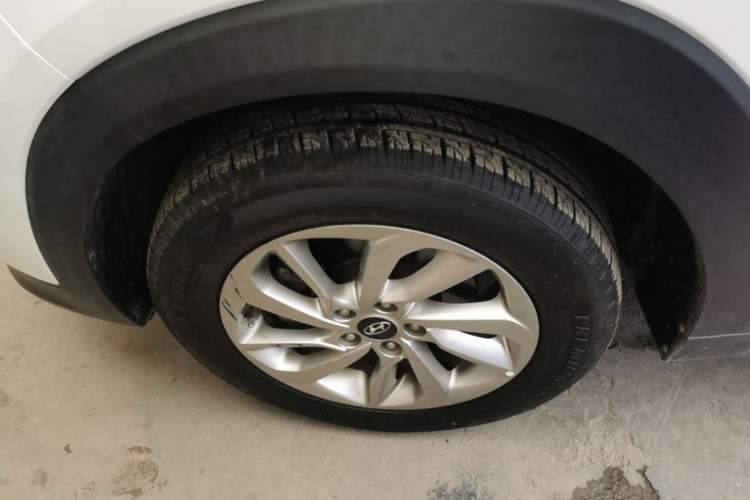 Used Hyundai Tucson 2018 1.6T Dual-Clutch Two-Wheel Drive 15th Anniversary Special Edition Exterior 4