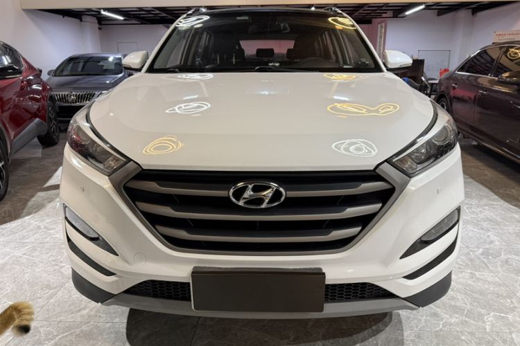 Used Hyundai Tucson 2018 1.6T Dual-Clutch Two-Wheel Drive 15th Anniversary Special Edition Exterior 4
