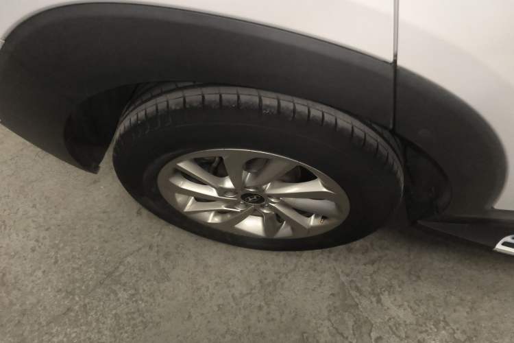 Used Hyundai Tucson 2018 1.6T Dual-Clutch Two-Wheel Drive 15th Anniversary Special Edition Exterior 5