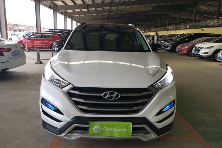 Used Hyundai Tucson 2018 1.6T Dual-Clutch Two-Wheel Drive 15th Anniversary Special Edition Front