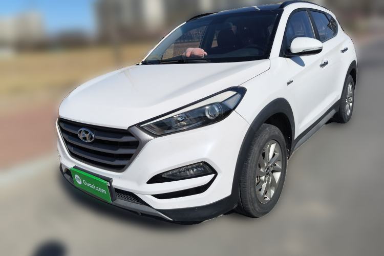 Used Hyundai Tucson 2018 1.6T Dual-Clutch Two-Wheel Drive 15th Anniversary Special Edition Front Left 45 Deg