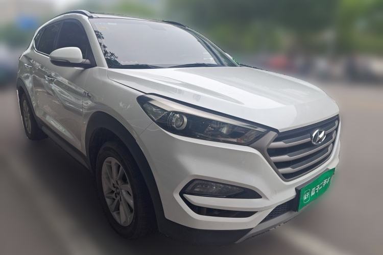Used Hyundai Tucson 2018 1.6T Dual-Clutch Two-Wheel Drive 15th Anniversary Special Edition Front Right 45 Deg