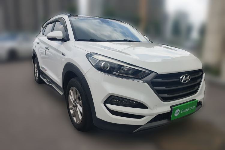 Used Hyundai Tucson 2018 1.6T Dual-Clutch Two-Wheel Drive 15th Anniversary Special Edition Front Right 45 Deg