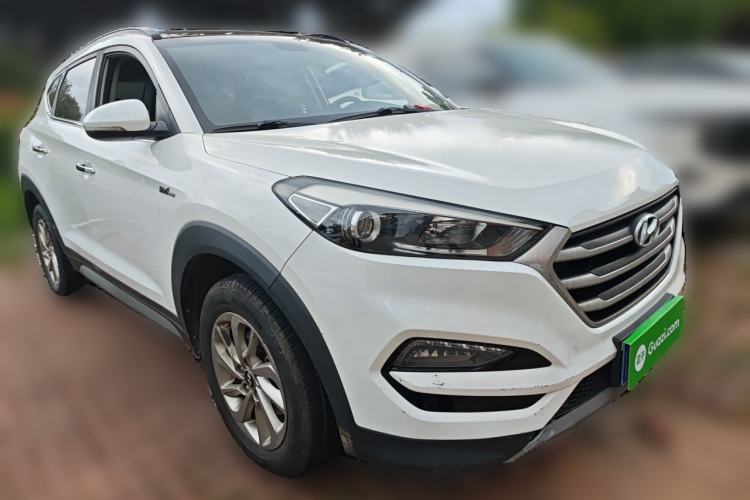 Used Hyundai Tucson 2018 1.6T Dual-Clutch Two-Wheel Drive 15th Anniversary Special Edition Front Right 45 Deg