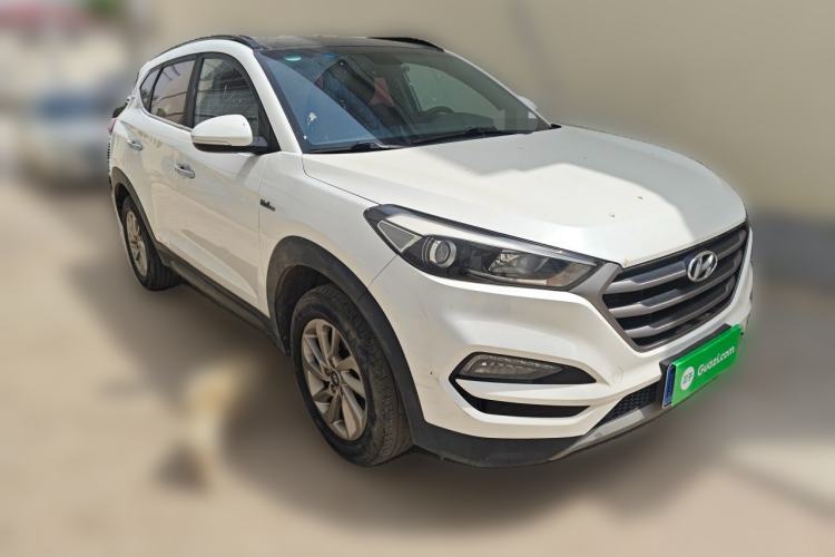 Used Hyundai Tucson 2018 1.6T Dual-Clutch Two-Wheel Drive 15th Anniversary Special Edition Front Right 45 Deg