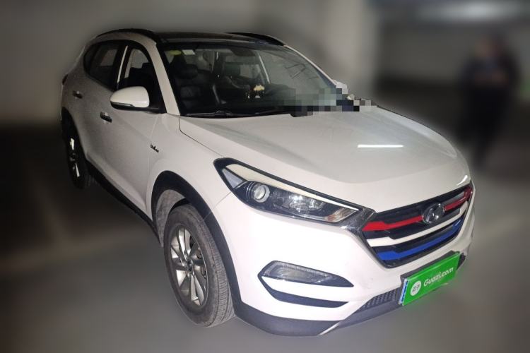 Used Hyundai Tucson 2018 1.6T Dual-Clutch Two-Wheel Drive 15th Anniversary Special Edition Front Right 45 Deg