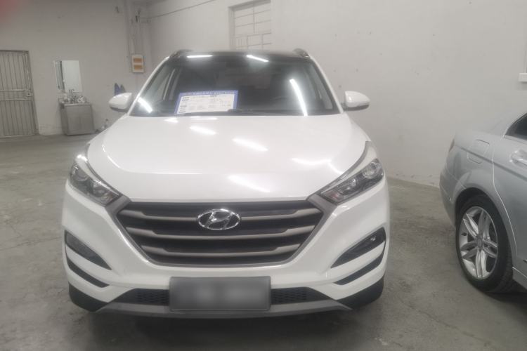 Used Hyundai Tucson 2018 1.6T Dual-Clutch Two-Wheel Drive 15th Anniversary Special Edition Front