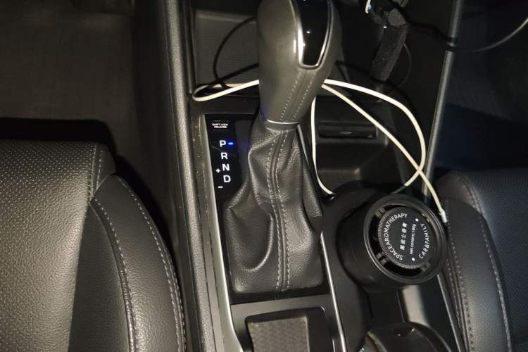 Used Hyundai Tucson 2018 1.6T Dual-Clutch Two-Wheel Drive 15th Anniversary Special Edition Gear Lever