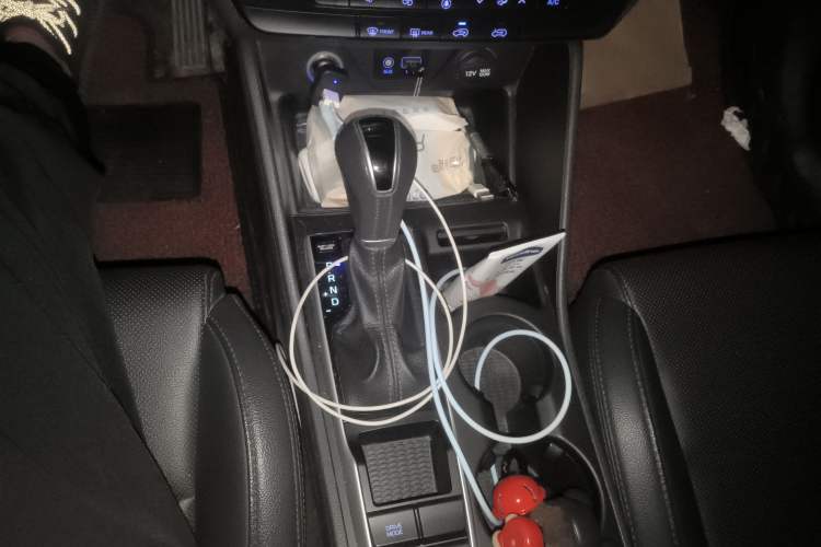 Used Hyundai Tucson 2018 1.6T Dual-Clutch Two-Wheel Drive 15th Anniversary Special Edition Gear Lever