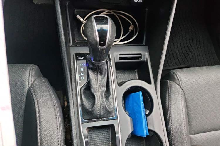 Used Hyundai Tucson 2018 1.6T Dual-Clutch Two-Wheel Drive 15th Anniversary Special Edition Gear Lever