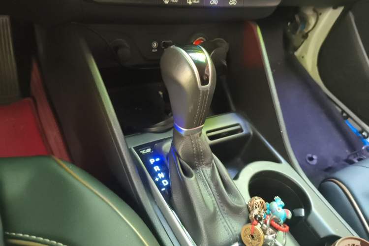 Used Hyundai Tucson 2018 1.6T Dual-Clutch Two-Wheel Drive 15th Anniversary Special Edition Gear Lever